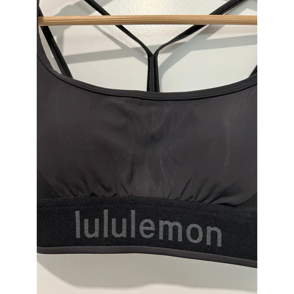 Lululemon Logo Train Strappy Bra‎ Black Size 8 NWT $68